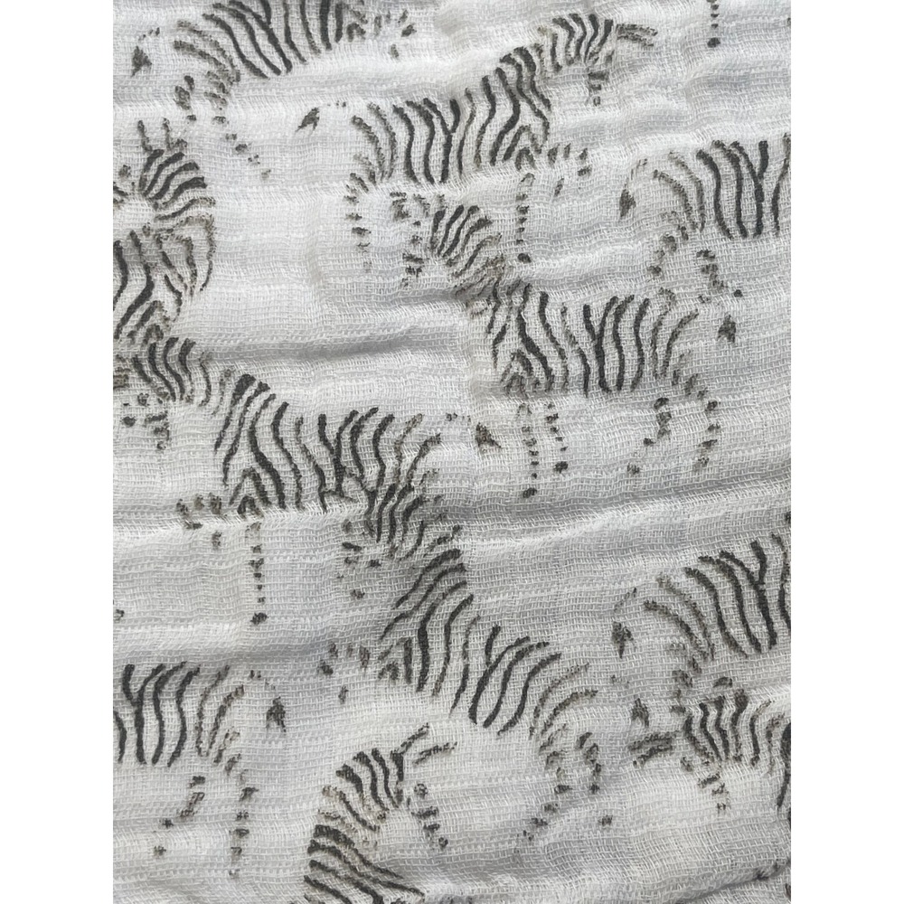 Aden + Anais Essentials Classic Muslin Snap Bibs 3 Pack Zebra Safari Dot NEW - Picture 2 of 5